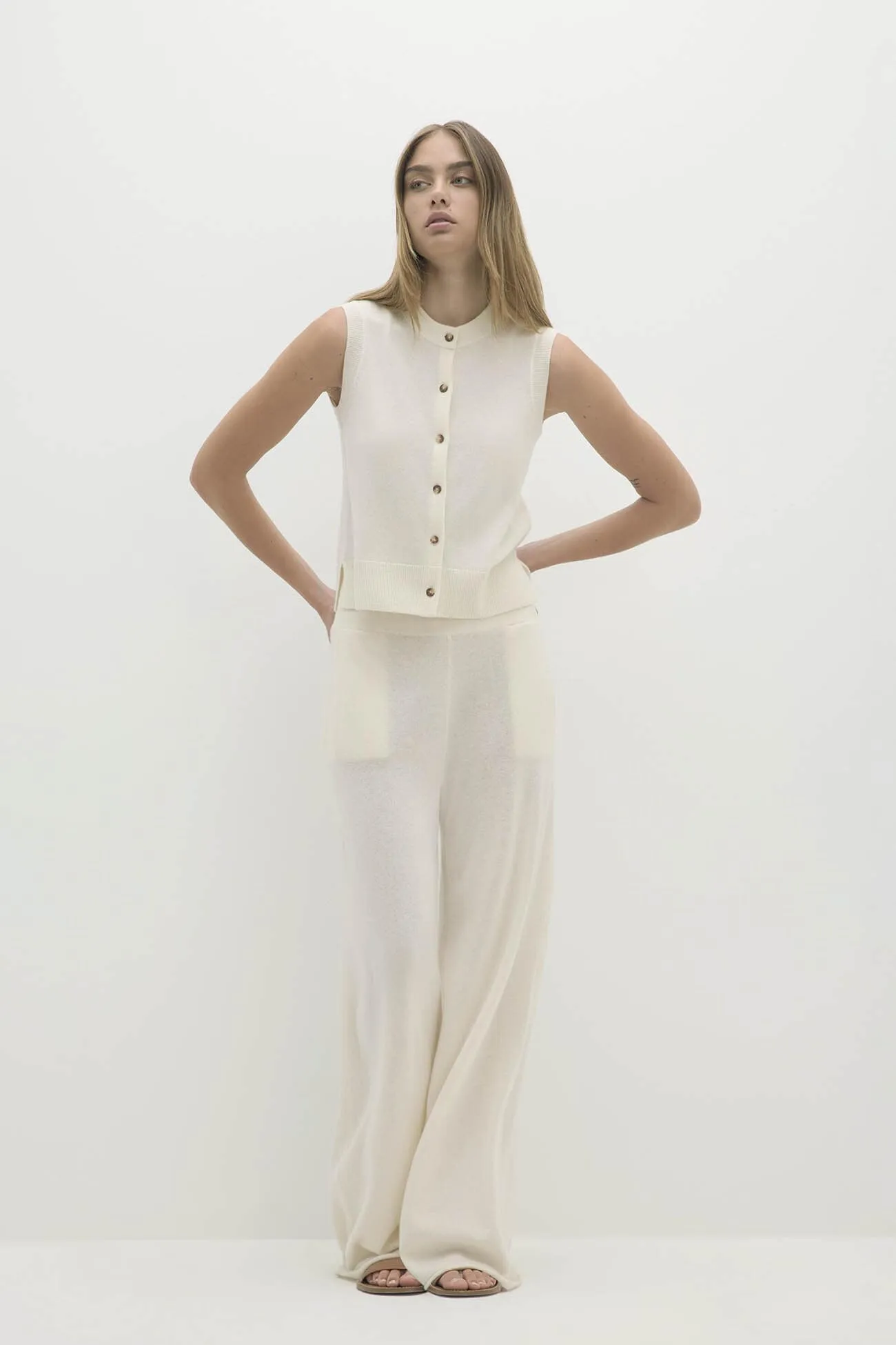 EMMALINE BUTTON-UP CASHMERE SWEATER VEST