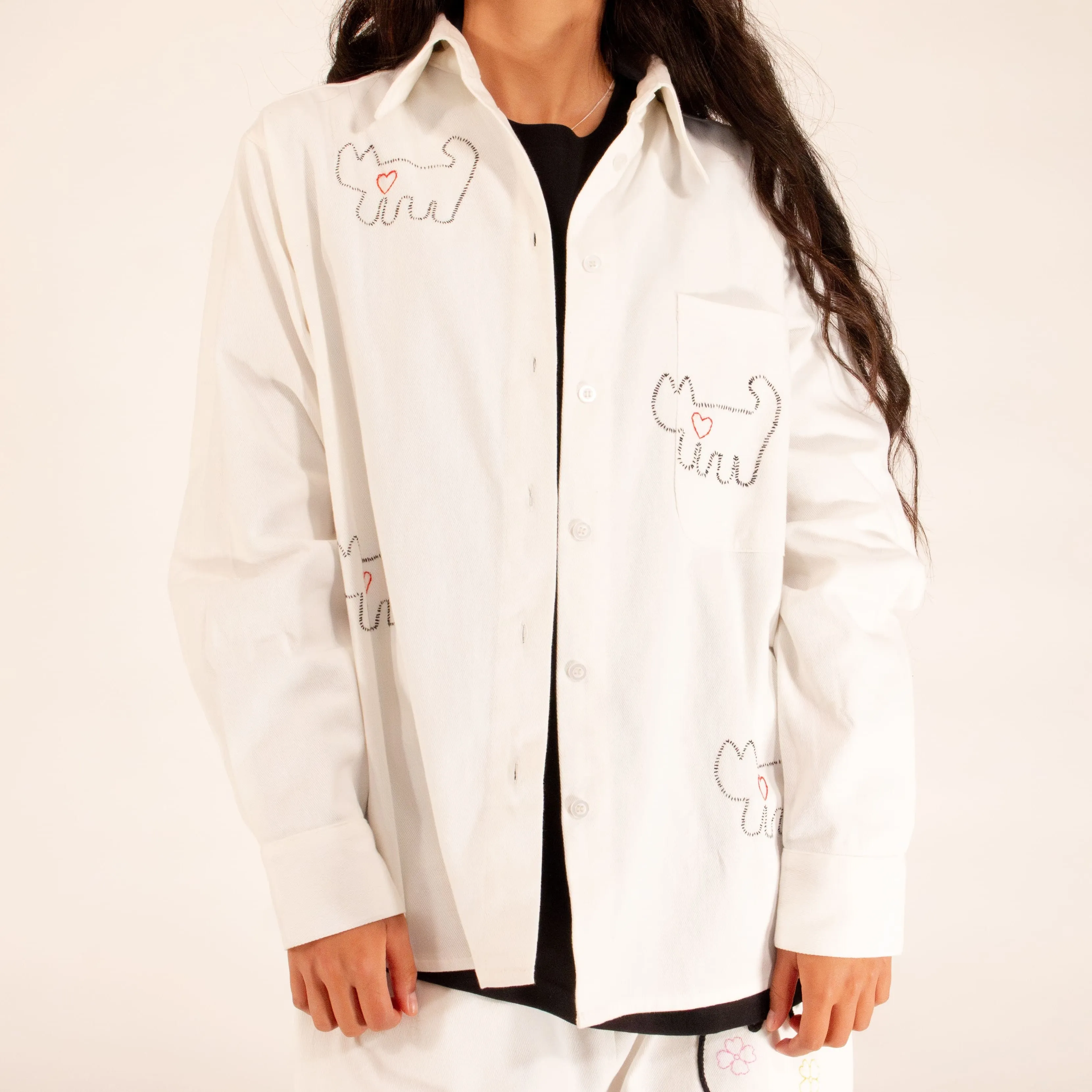 Familia Embroidery Shirt
