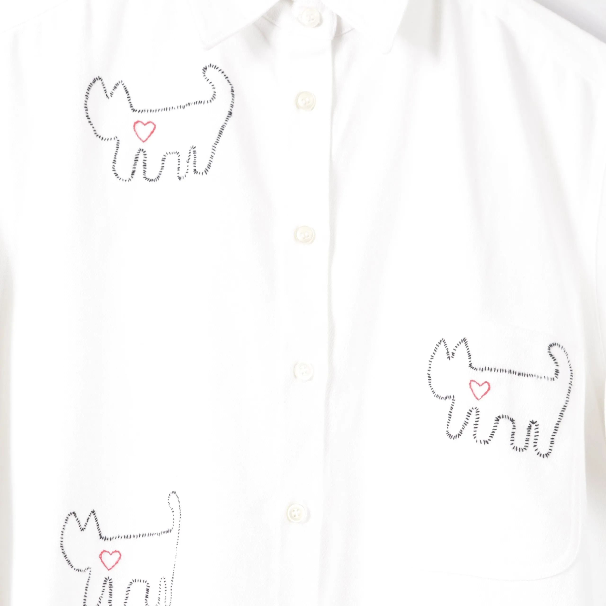 Familia Embroidery Shirt