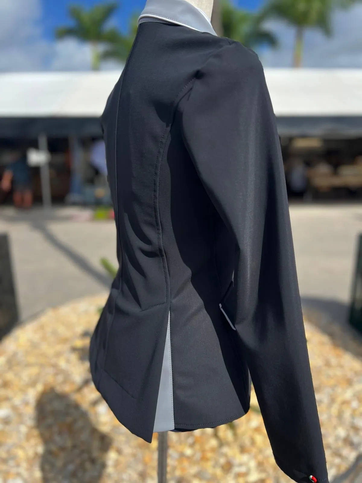 For Horses Cristina Show coat with contrast collar: black with grey