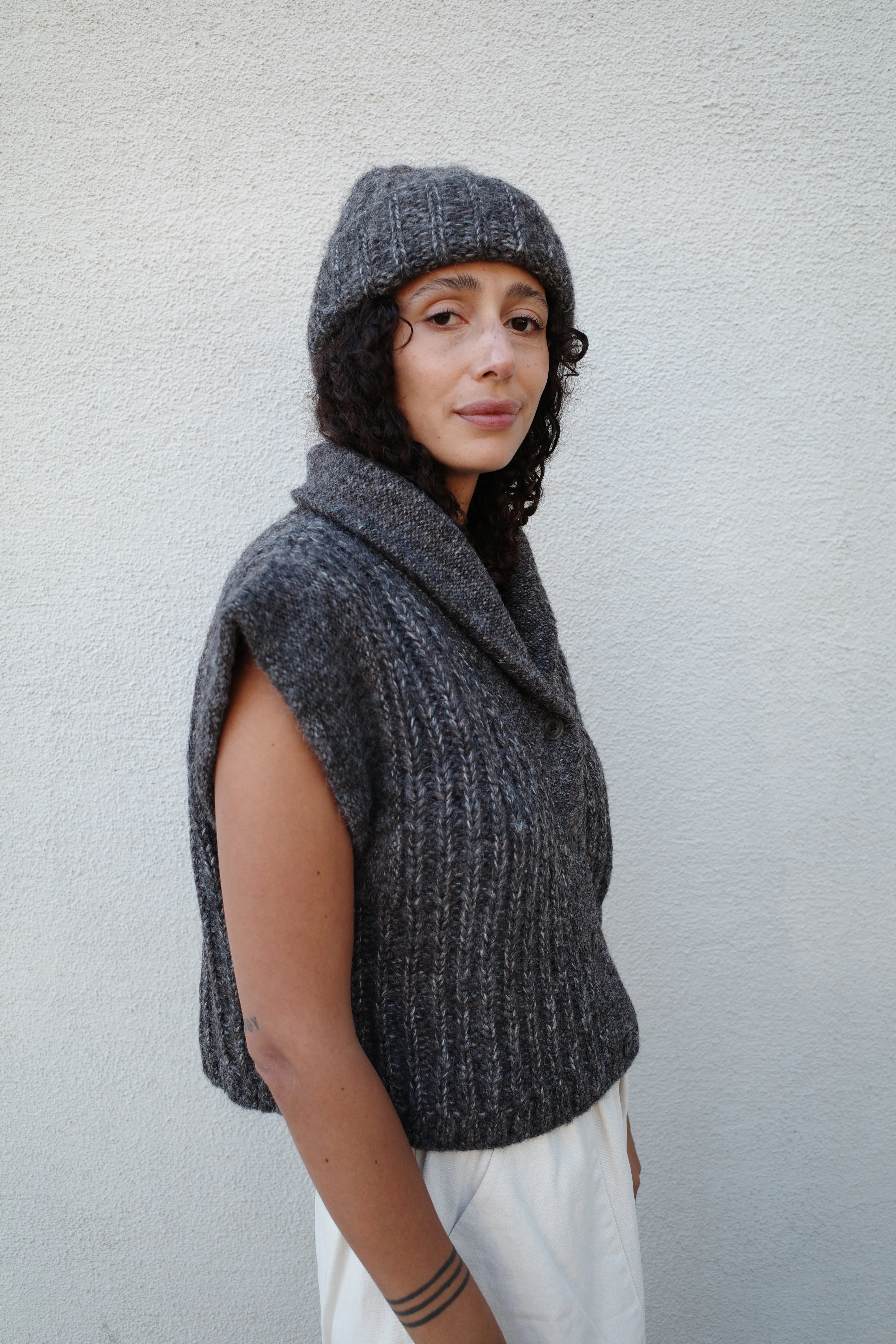 Isobel Vest - Charcoal