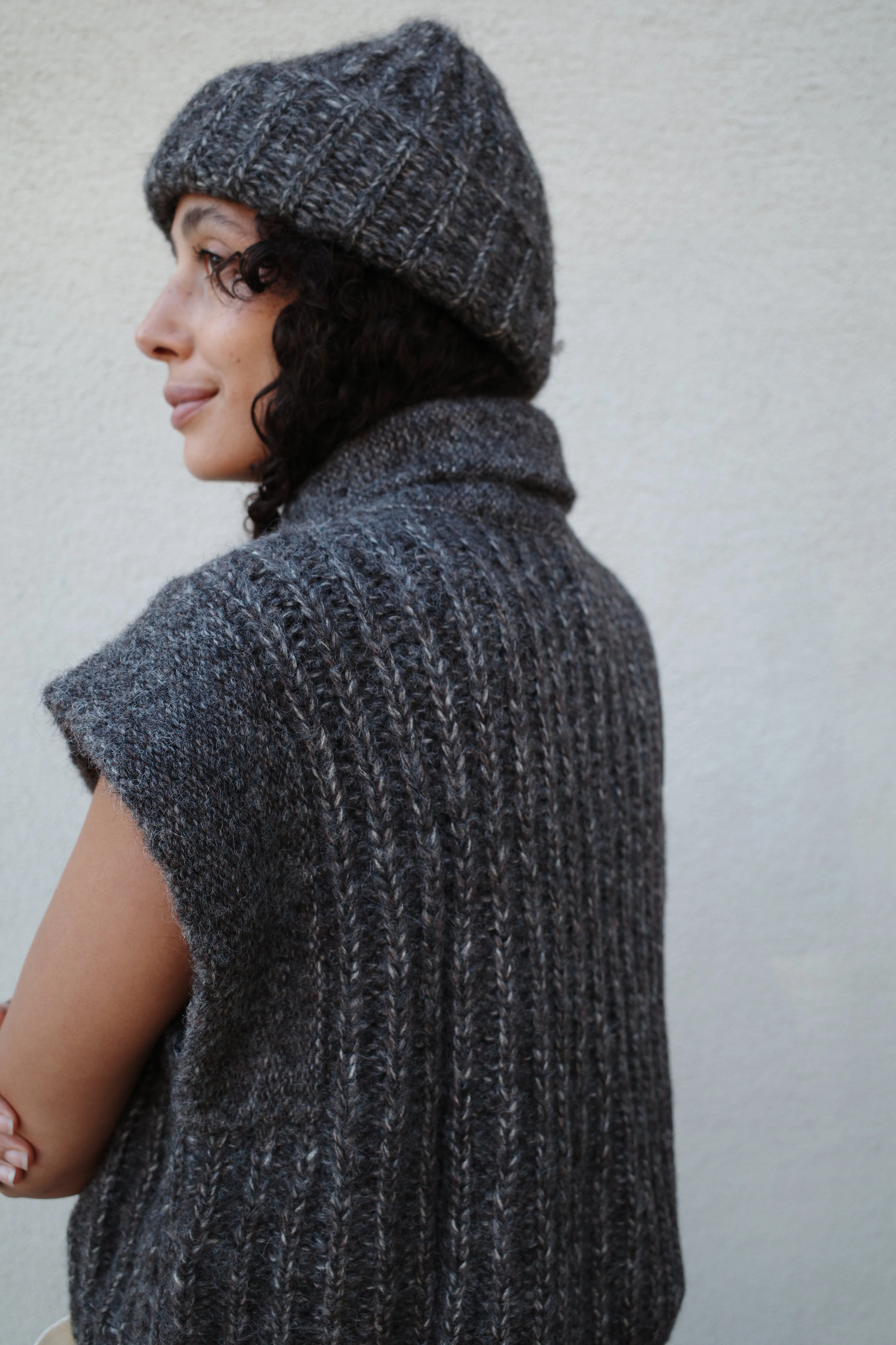 Isobel Vest - Charcoal
