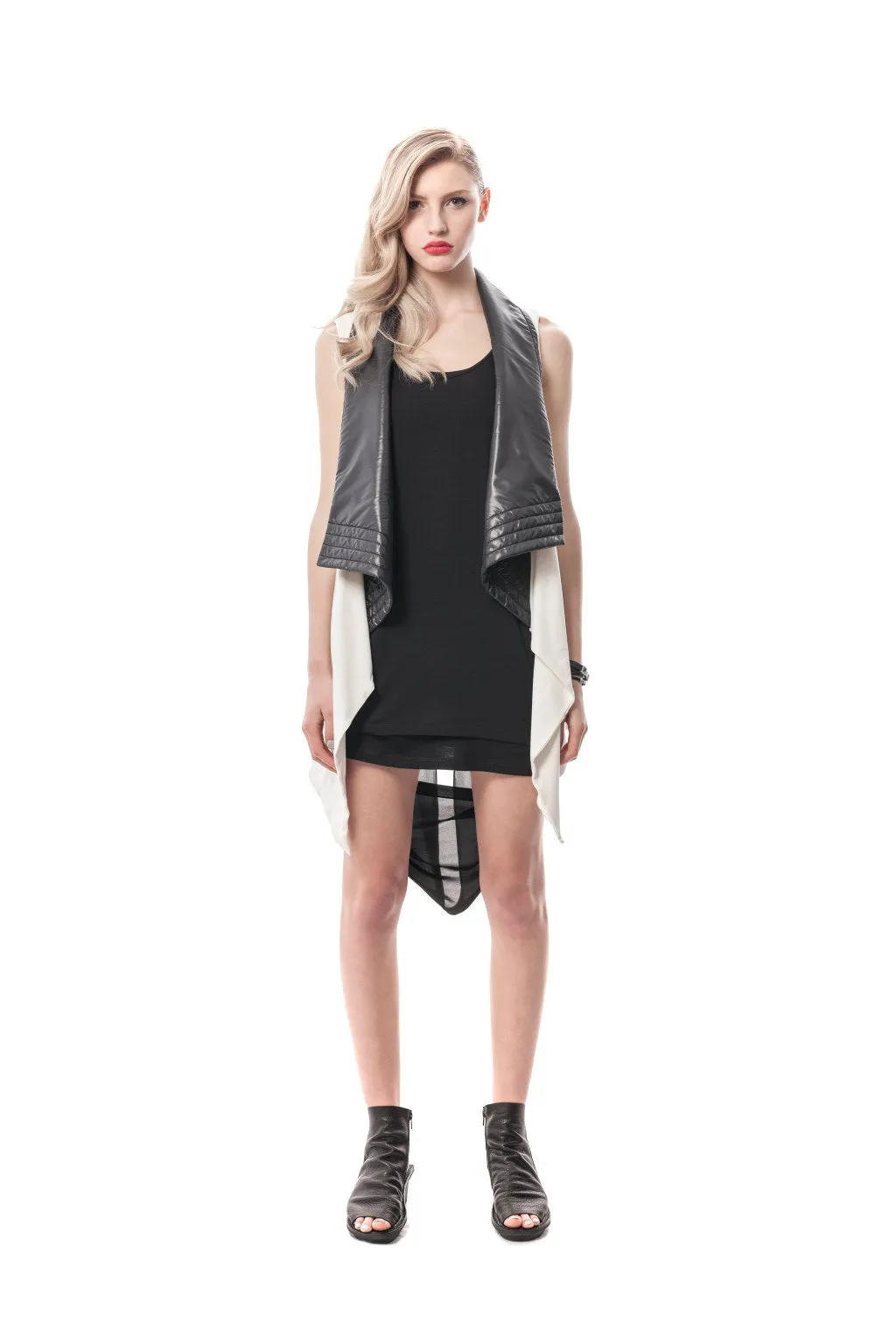 Keshi  Vest