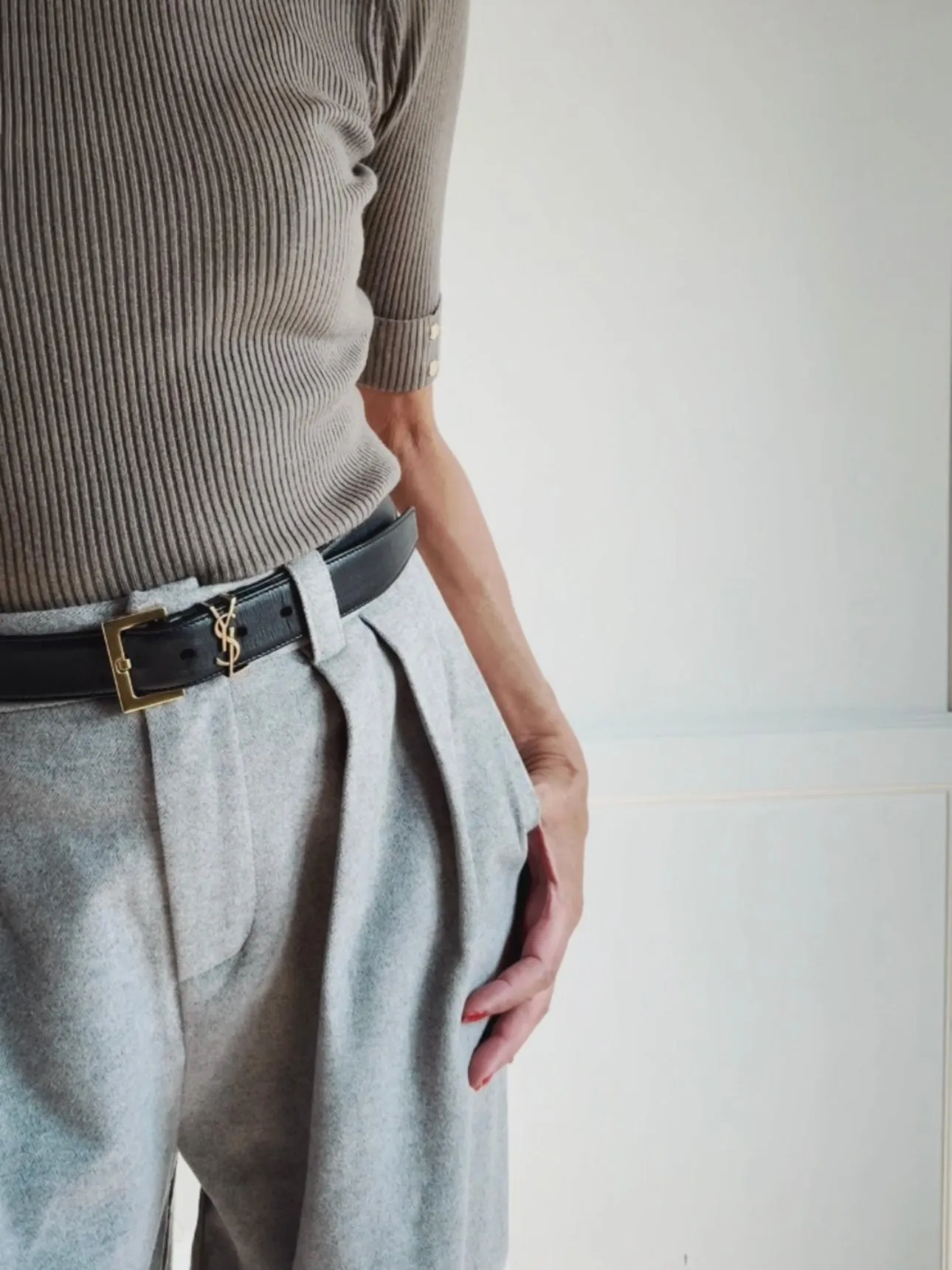 LOOSE PANTS - LIGHT GREY
