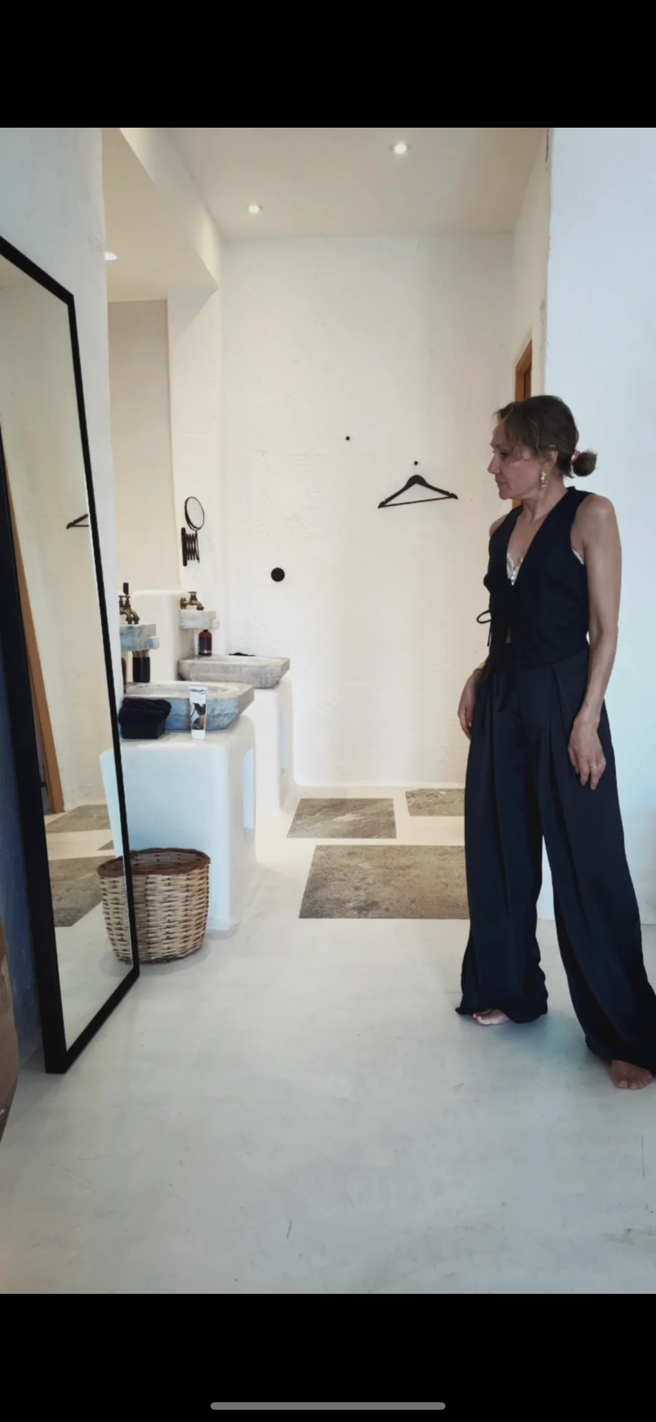 LOOSE SLACK PANTS - BLACK