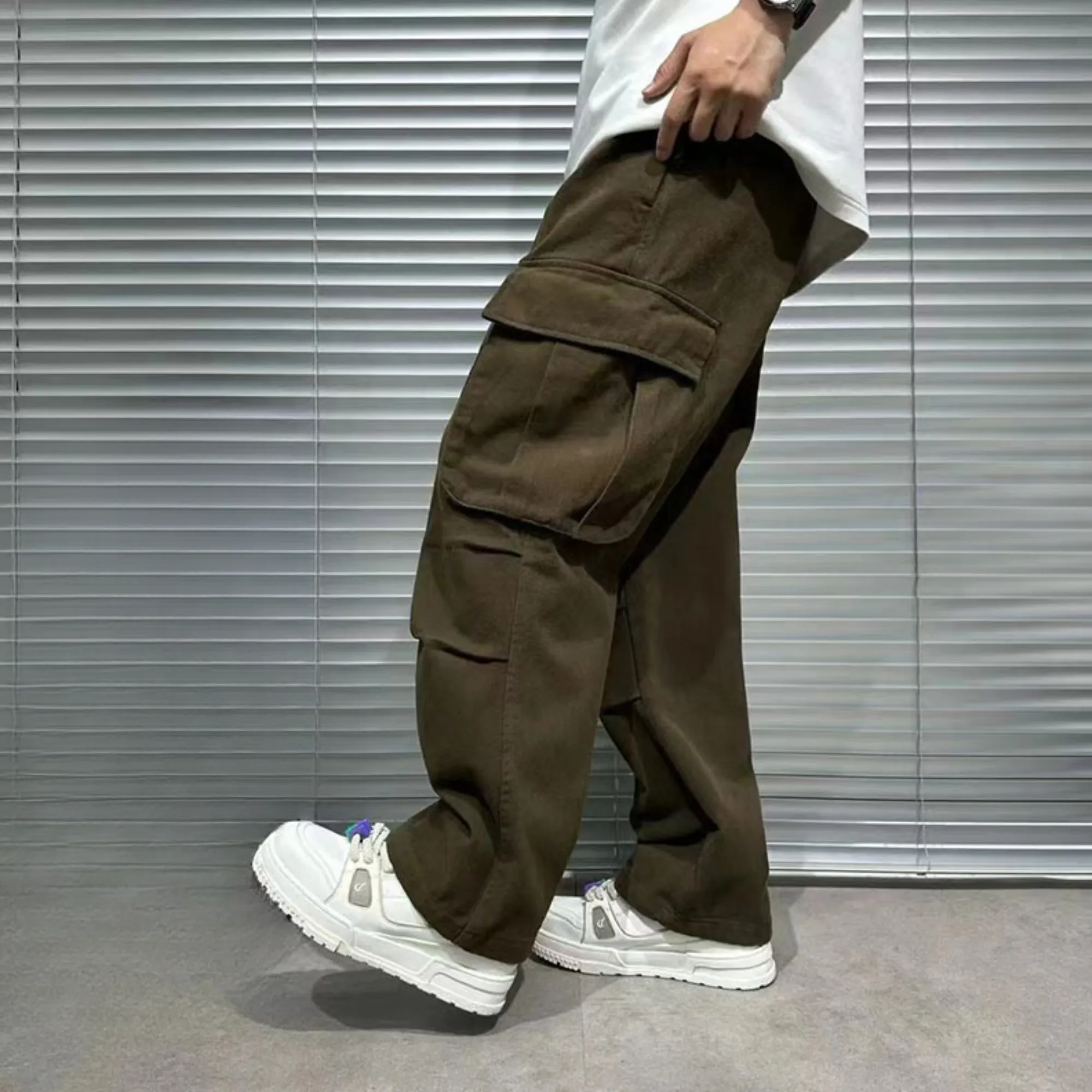 Men's Black Cargo Pants x Brown Cargo Pants