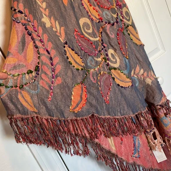 Raj Rose Vest thick stitch embroidery bold pattern boho contemporary breezy vest