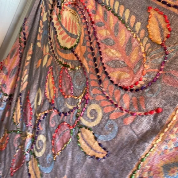 Raj Rose Vest thick stitch embroidery bold pattern boho contemporary breezy vest