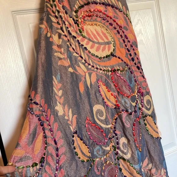 Raj Rose Vest thick stitch embroidery bold pattern boho contemporary breezy vest