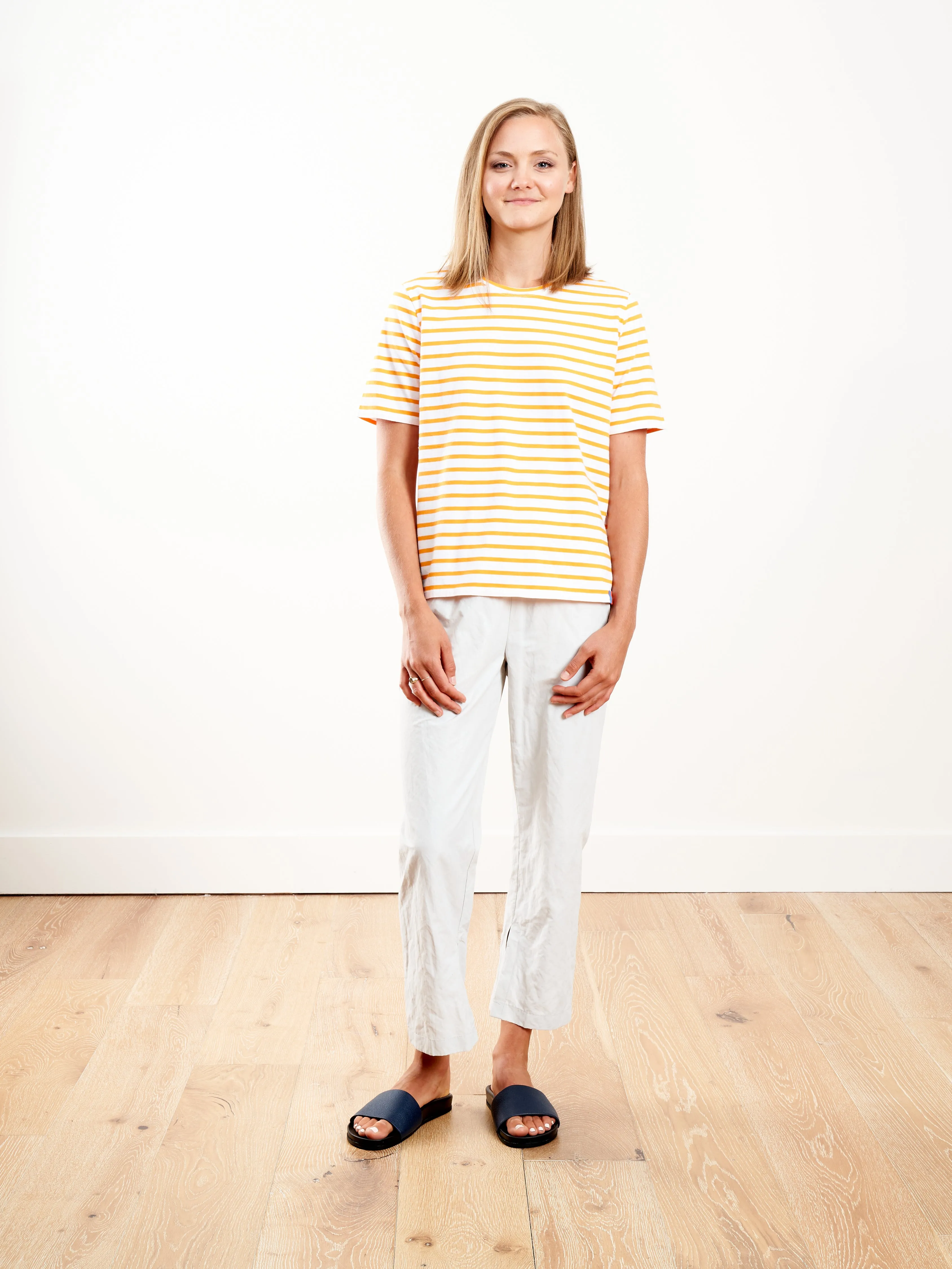 the modern - white/orange
